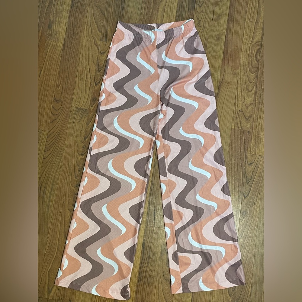 Groovy pants, brand new